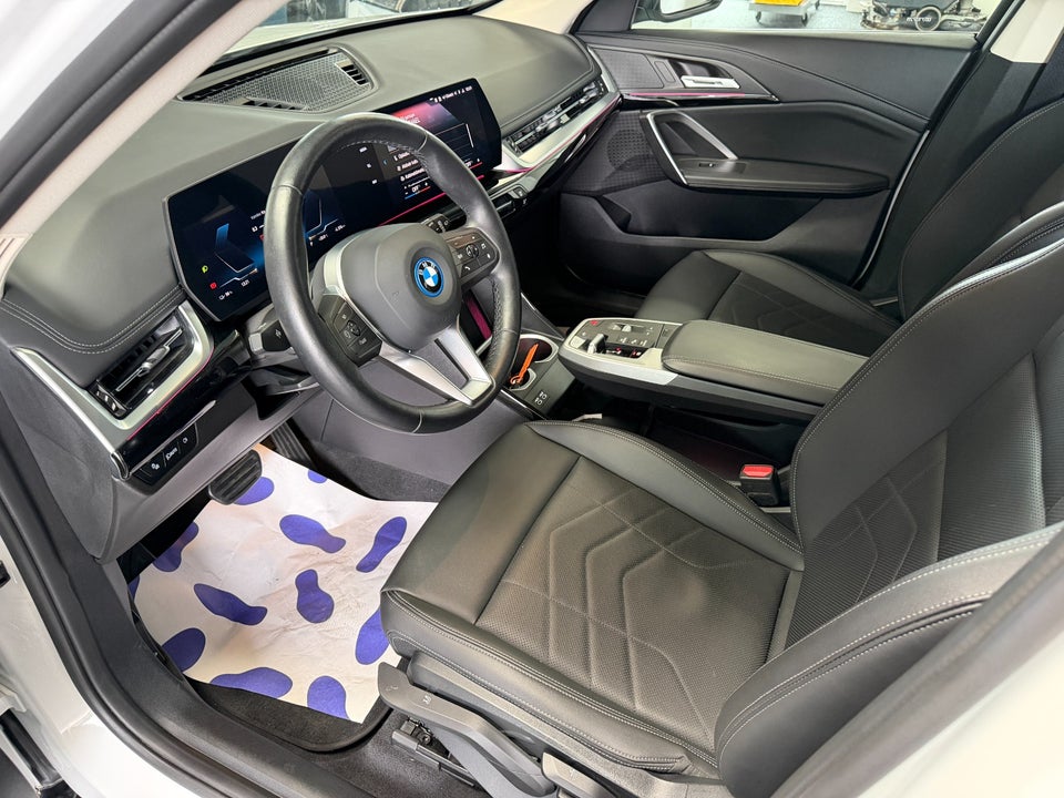 BMW iX1 xDrive30 X-Line 5d