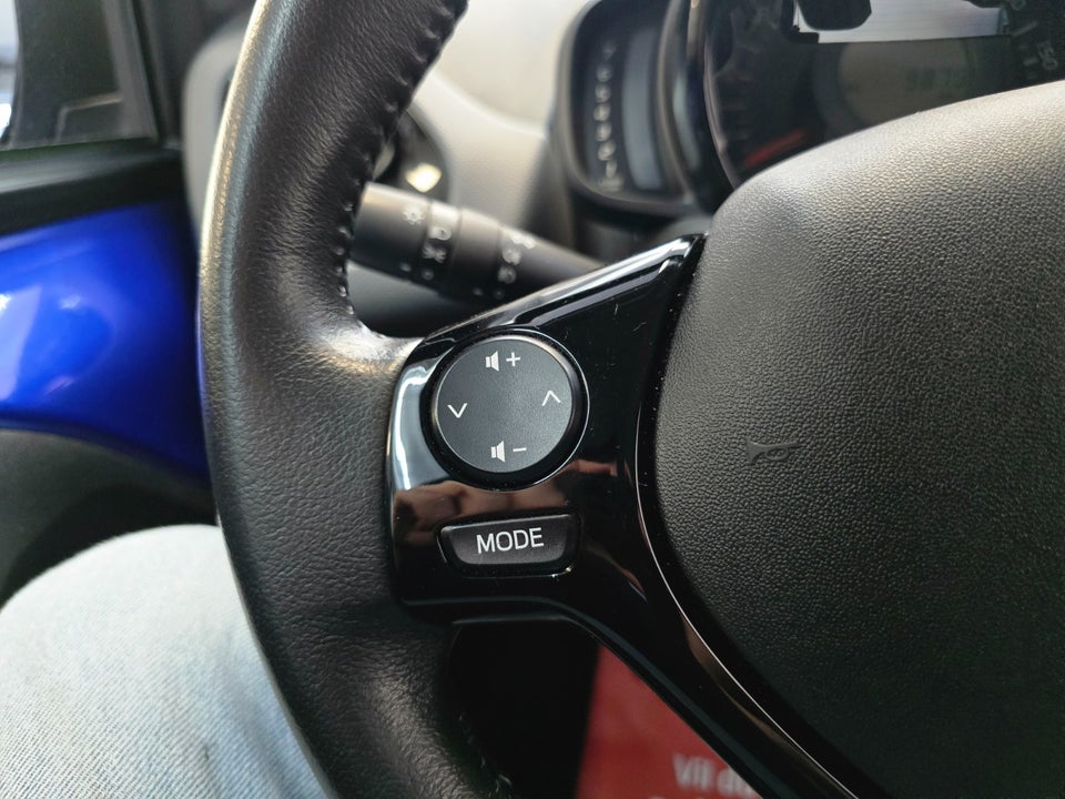 Peugeot 108 1,0 e-VTi 72 Allure+ 5d