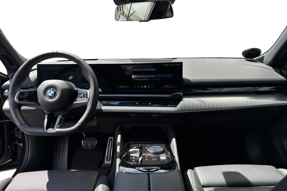 BMW i5 eDrive40 Fully Charged M-Sport 4d