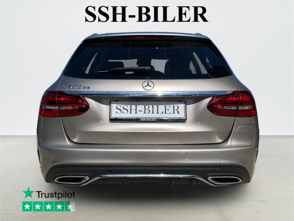 Mercedes C300 de 2,0 AMG Line stc. aut. 5d