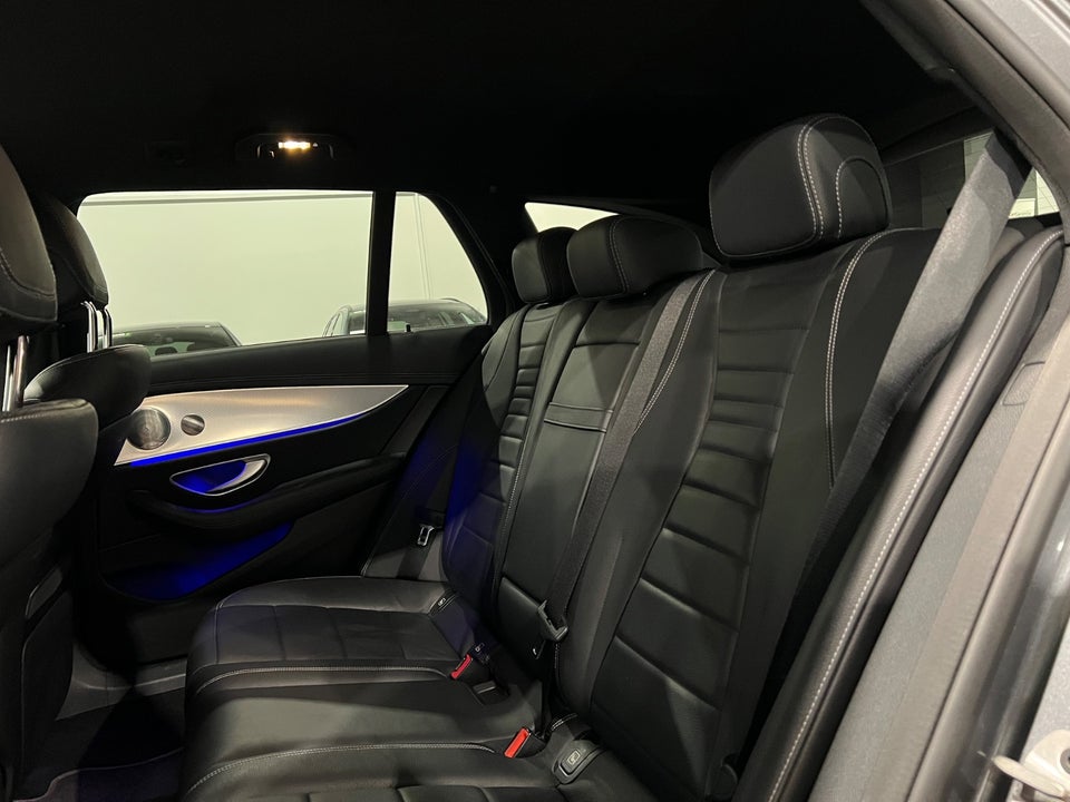 Mercedes E300 de 2,0 Advantage stc. aut. 5d