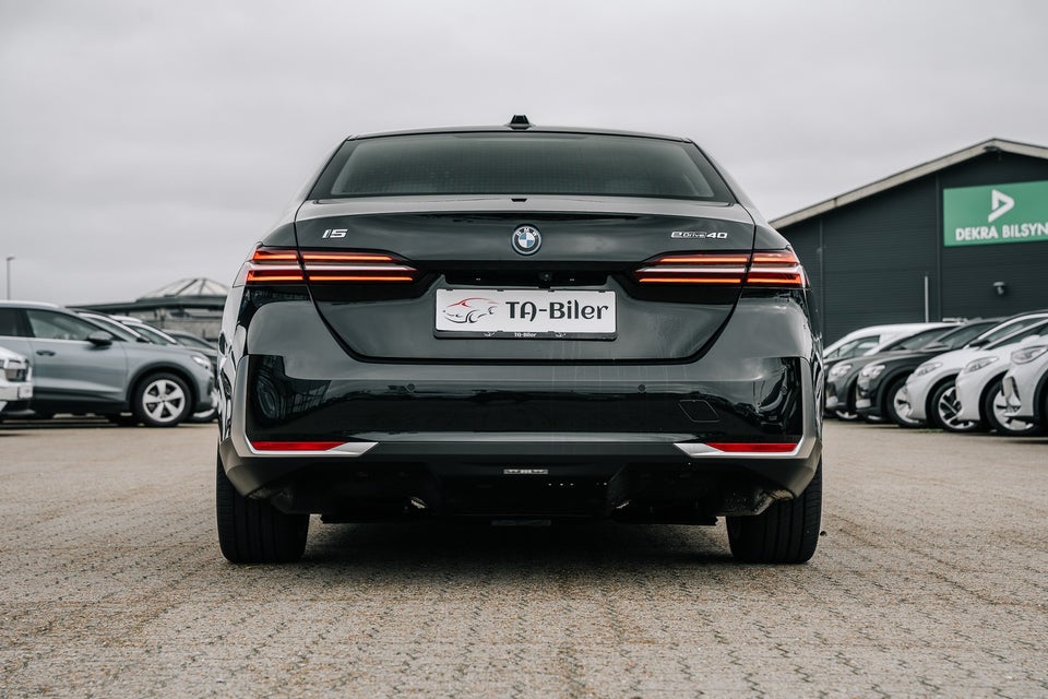 BMW i5 eDrive40 Sport Line 4d