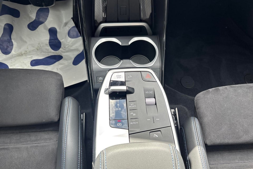 BMW iX1 eDrive20 Superchraged 5d