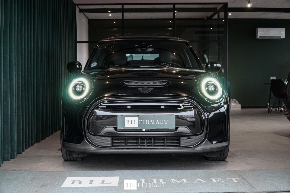 MINI Cooper SE Classic Trim 3d