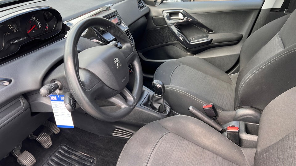 Peugeot 208 1,0 VTi Access 5d