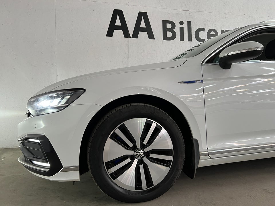 VW Passat 1,4 GTE Variant DSG 5d