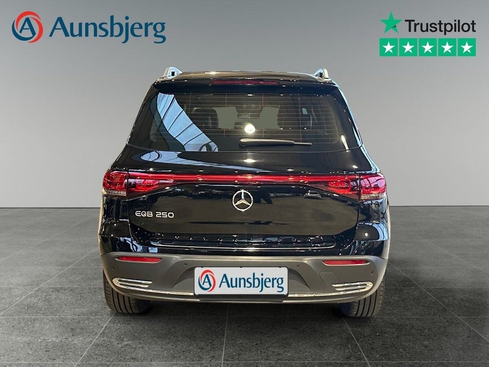 Mercedes EQB250 Progressive Van 5d