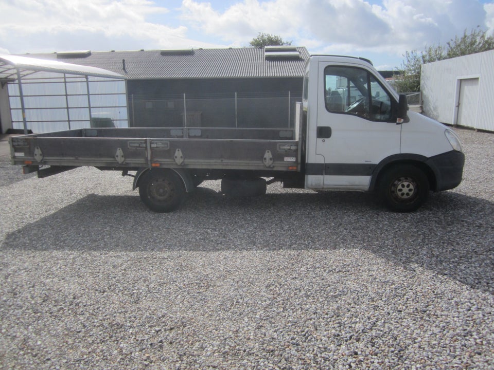 Iveco Daily 2,3 35C12 4100mm Lad AG 2d
