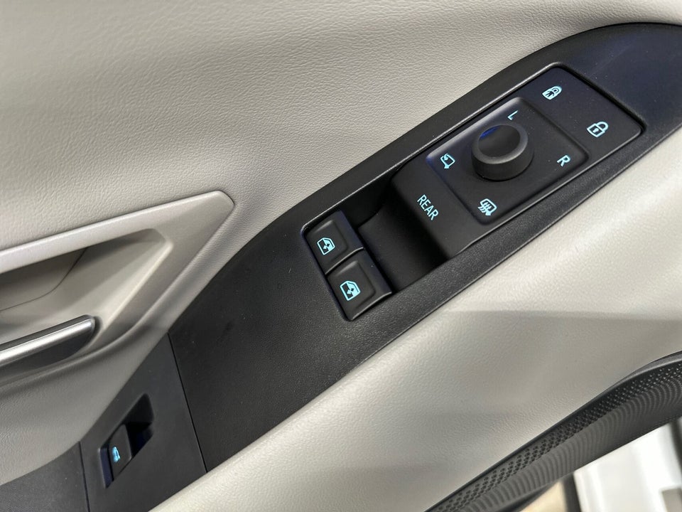 Ford Explorer 82 Premium Extended Range 5d