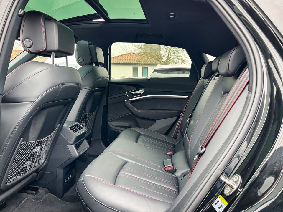 Audi Q8 e-tron 55 S-line Sportback quattro 5d