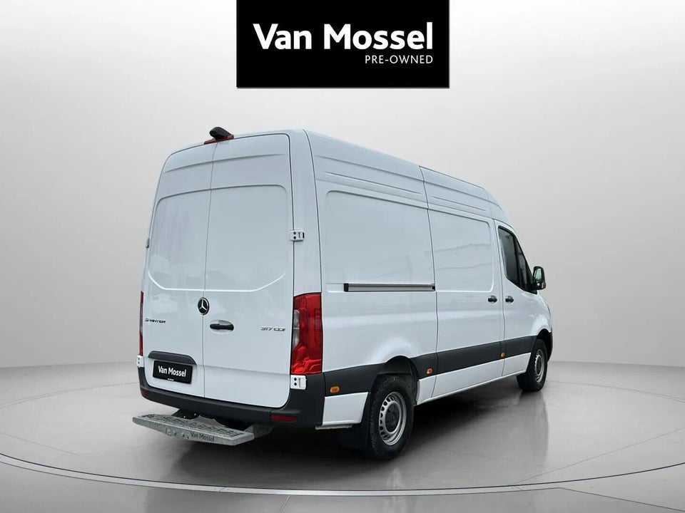 Mercedes Sprinter 317 2,0 CDi A2 Kassevogn PRO aut. RWD