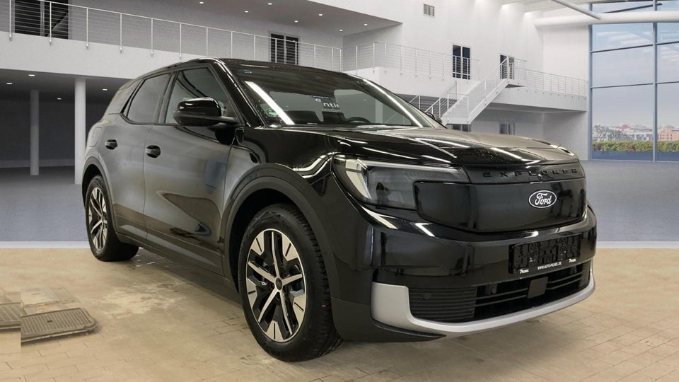 Ford Explorer 77 Select Extended Range 5d