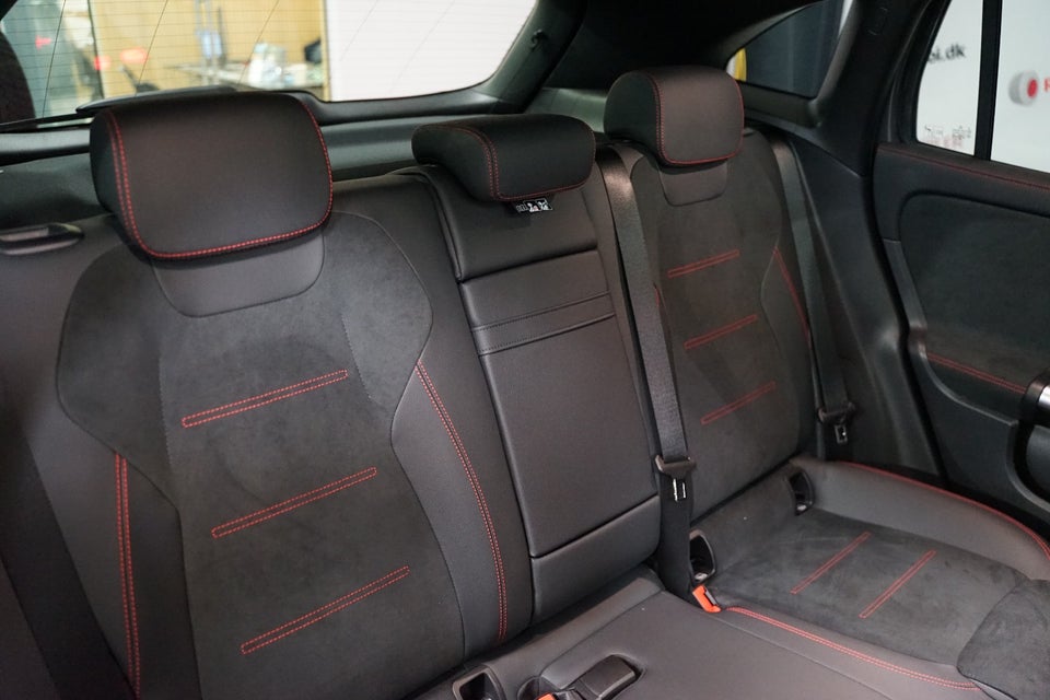 Mercedes EQA350 AMG Line 4Matic Van 5d