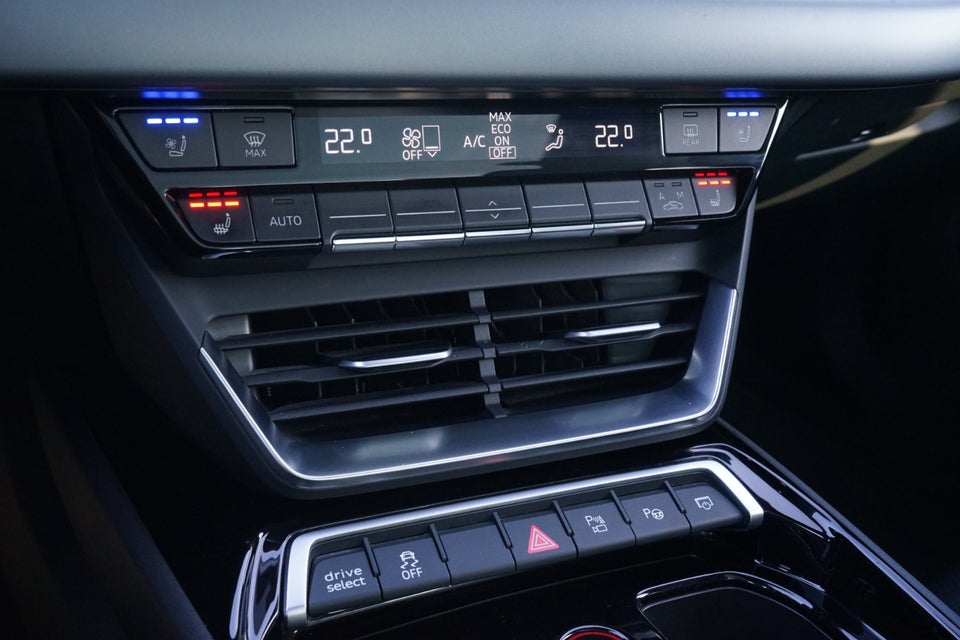 Audi e-tron GT quattro 4d