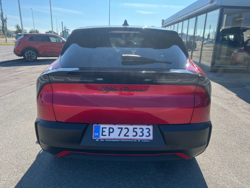 Alfa Romeo Junior Elettrica Speciale 5d
