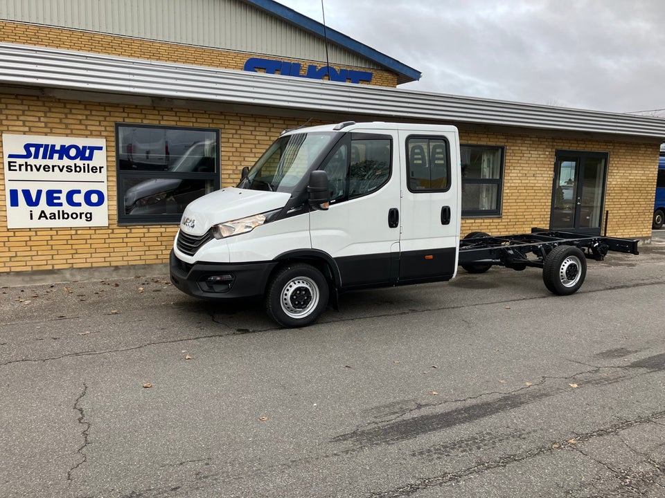 Iveco Daily 2,3 35S16 Db.Kab m/lad AG8 4d
