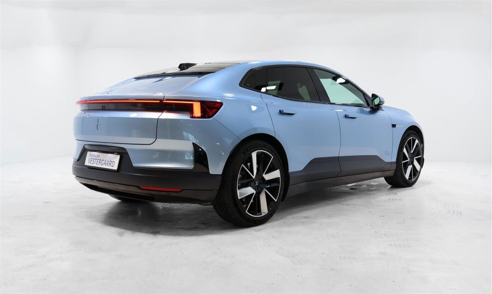 Polestar 4 Long Range AWD 5d