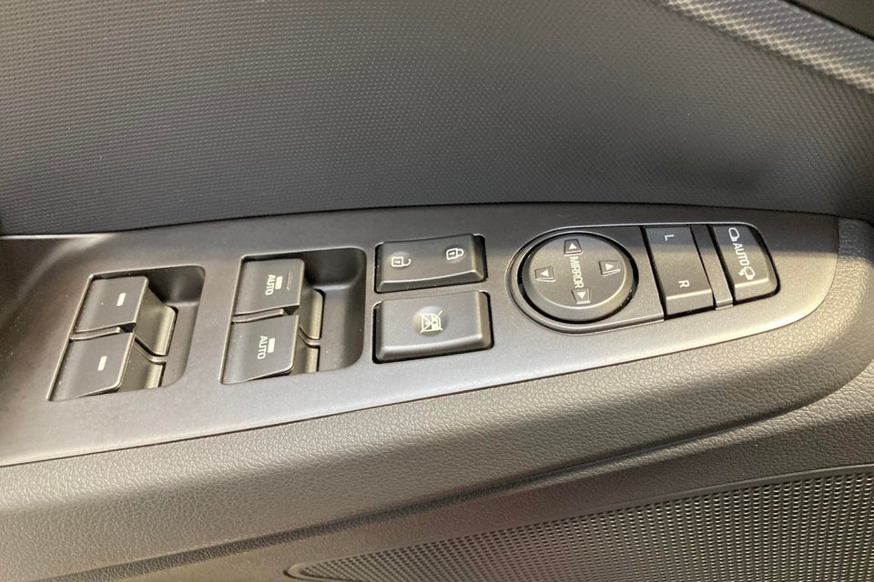 Hyundai Ioniq 1,6 PHEV Premium DCT 5d