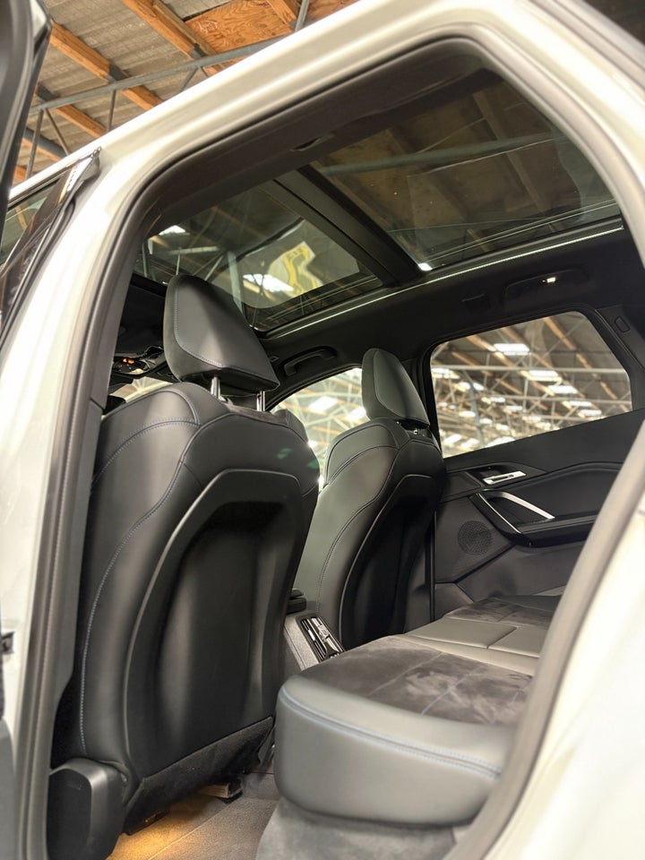 BMW iX1 xDrive30 M-Sport 5d