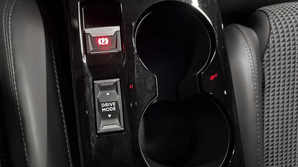 Peugeot e-208 50 GT 5d