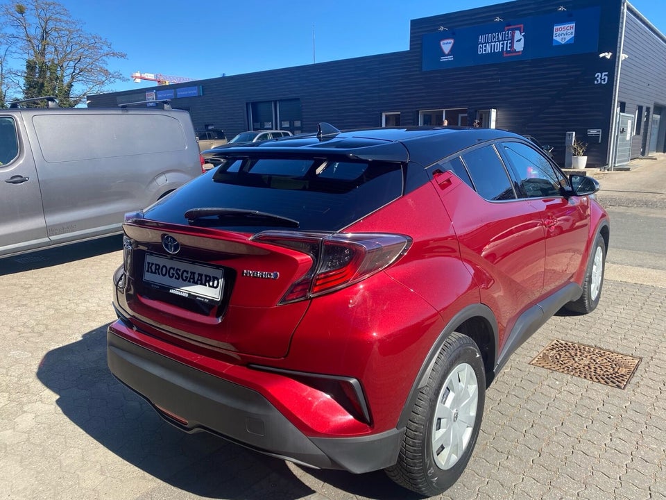 Toyota C-HR 1,8 Hybrid C-LUB CVT 5d