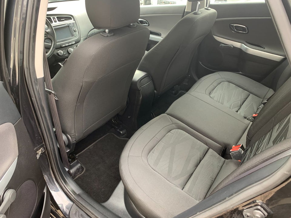 Kia Ceed 1,4 CVVT Style 5d