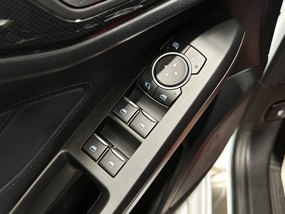 Ford Focus 1,0 EcoBoost ST-Line stc. 5d