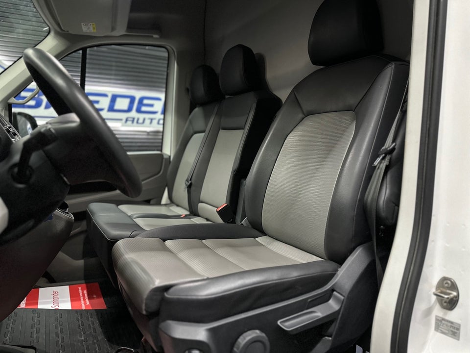 VW Crafter 35 2,0 TDi 177 Kassevogn L3H3