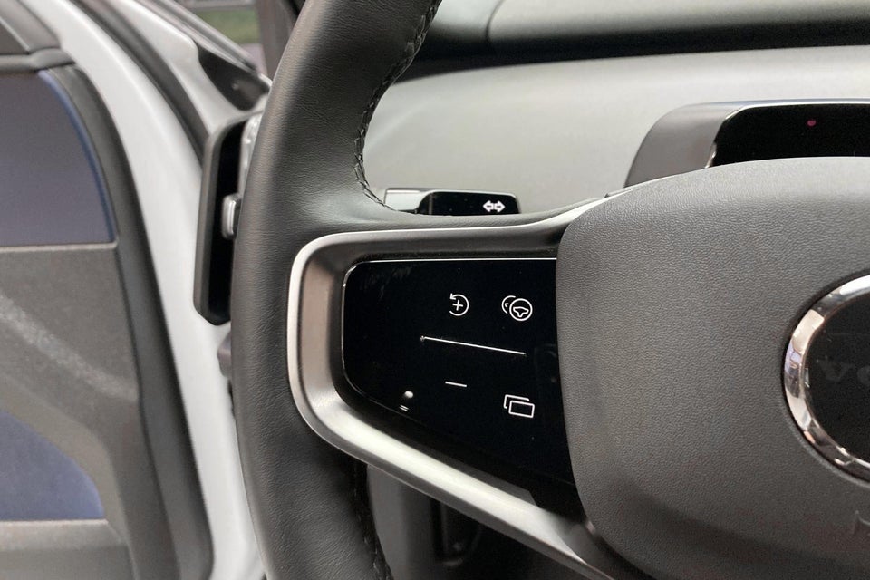 Volvo EX30 Extended Range Plus 5d