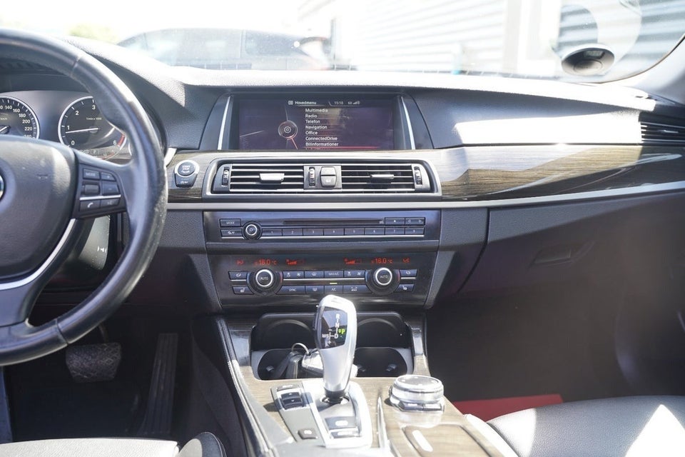 BMW 530d 3,0 Touring Luxury Line aut. 5d