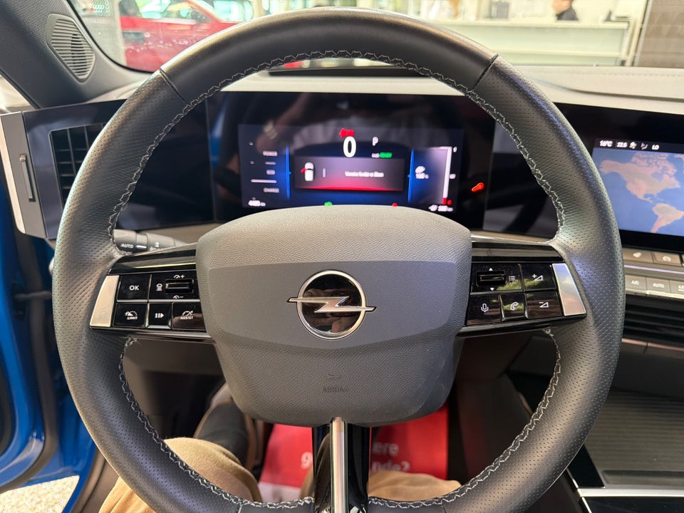 Opel Astra-e 54 GS 5d