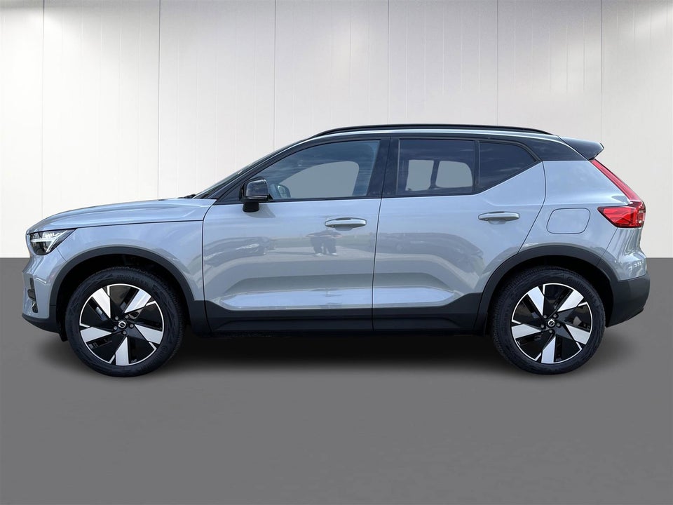 Volvo XC40 ReCharge Extended Range Plus 5d