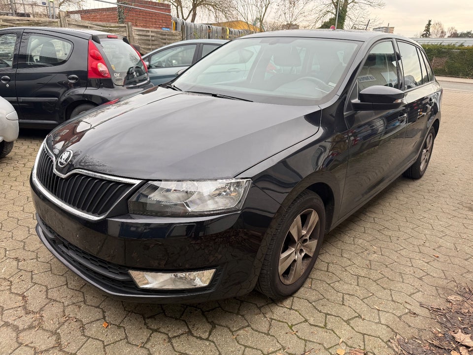 Skoda Rapid 1,2 TSi 90 Style Spaceback DSG 5d
