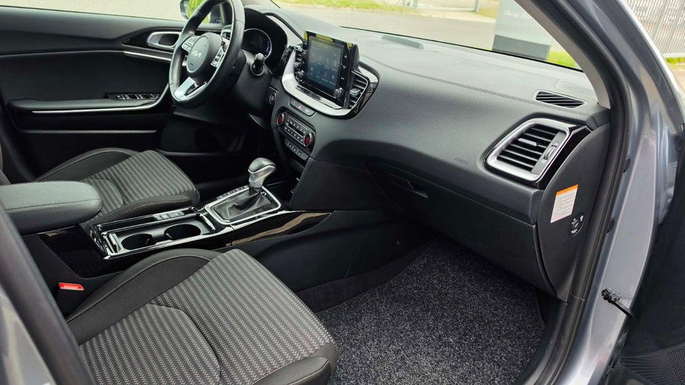 Kia Ceed 1,6 PHEV Prestige SW DCT 5d