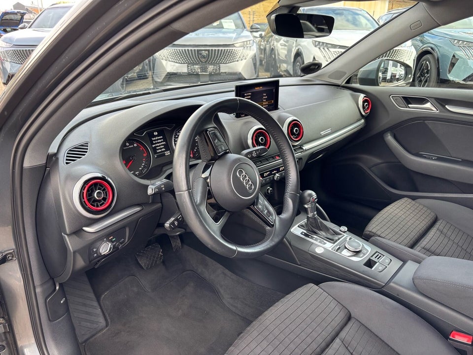 Audi A3 35 TFSi Sport Limited plus Sportback S-tr. 5d