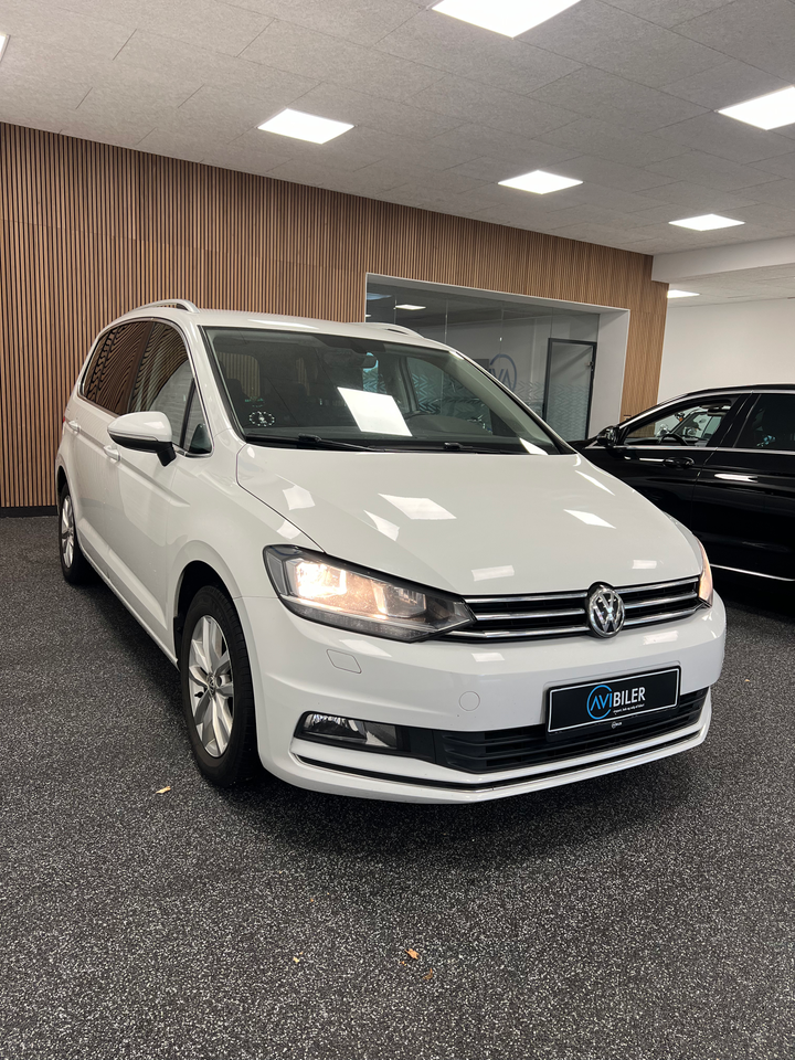 VW Touran 2,0 TDi 150 Highline DSG 7prs 5d