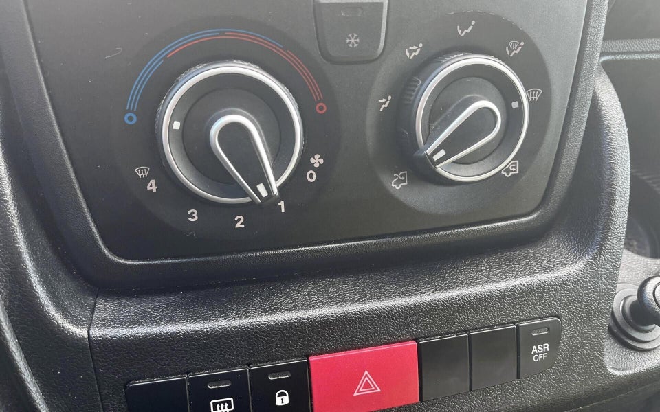 Peugeot Boxer 335 2,2 BlueHDi 165 L3 Plus 2d