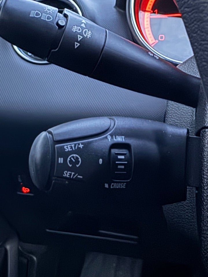 Peugeot 308 1,6 HDi 92 Access 5d