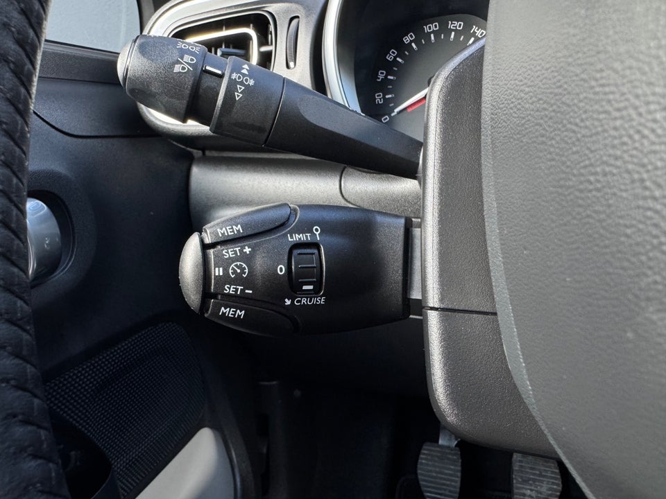 Citroën C3 1,5 BlueHDi 100 SkyLine 5d