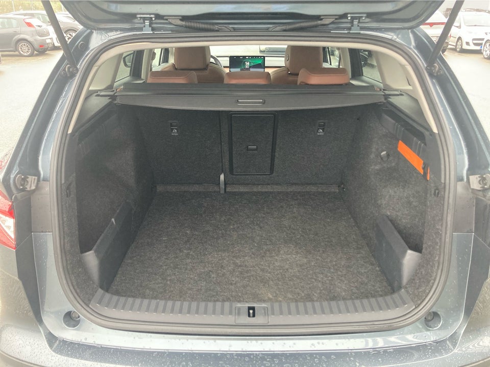 Skoda Enyaq 80 iV ecoSuite 5d