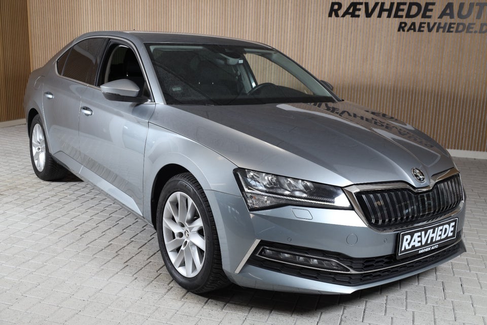 Skoda Superb 1,4 TSi iV Plus DSG 5d