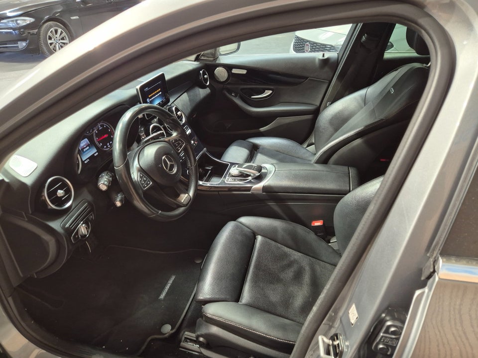 Mercedes C220 2,2 BlueTEC Business stc. 5d