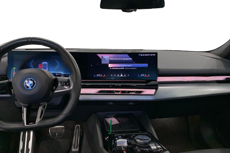 BMW i5 eDrive40 M-Sport 4d