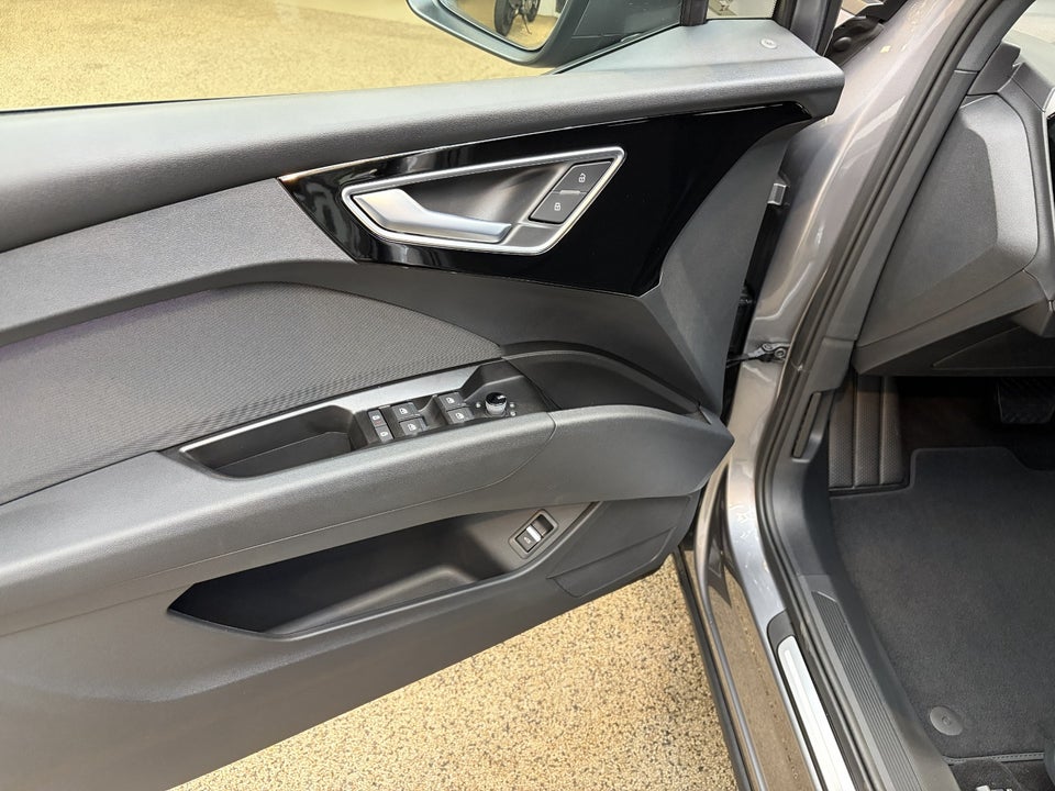 Audi Q4 e-tron 45 Progress quattro 5d
