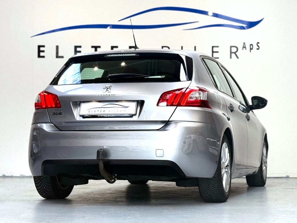 Peugeot 308 1,6 e-HDi 116 Active 5d