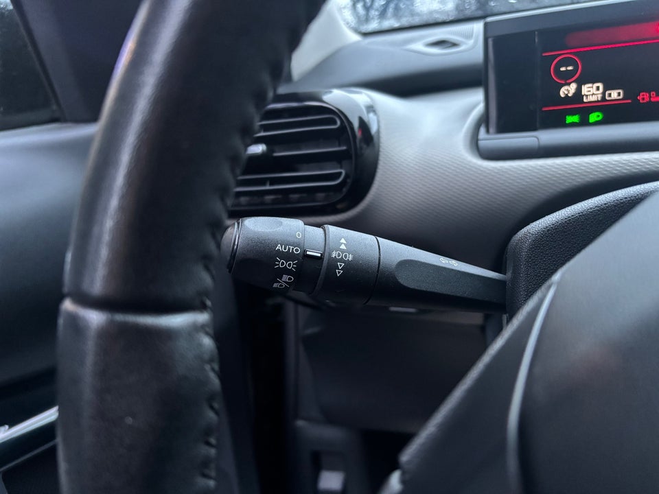 Citroën C4 Cactus 1,2 PureTech 110 SkyLine 5d