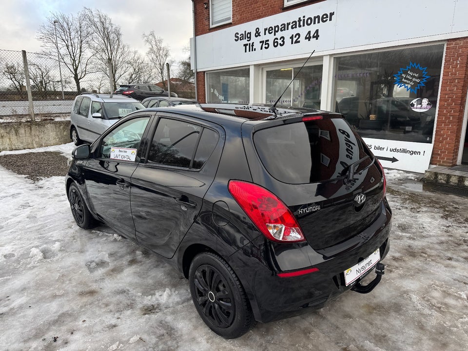 Hyundai i20 1,25 Classic XTR+ 5d