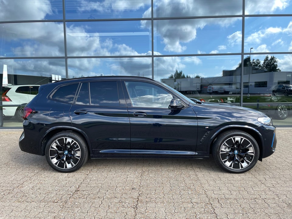 BMW iX3 Charged Plus M-Sport 5d