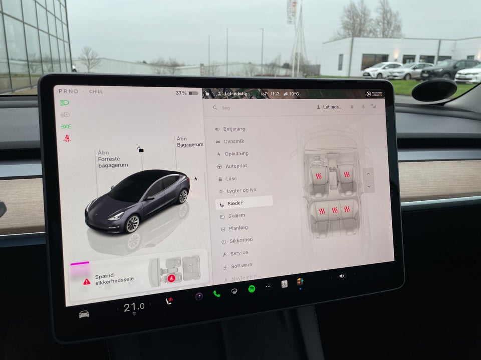 Tesla Model 3 Standard Range+ RWD 4d