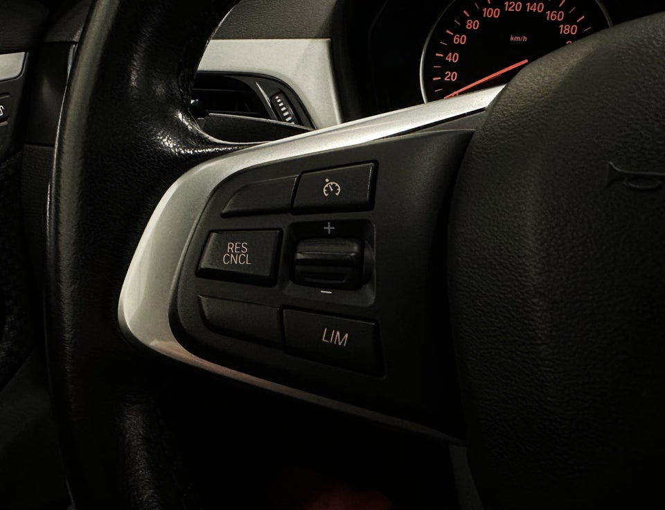 BMW X1 2,0 sDrive18d 5d